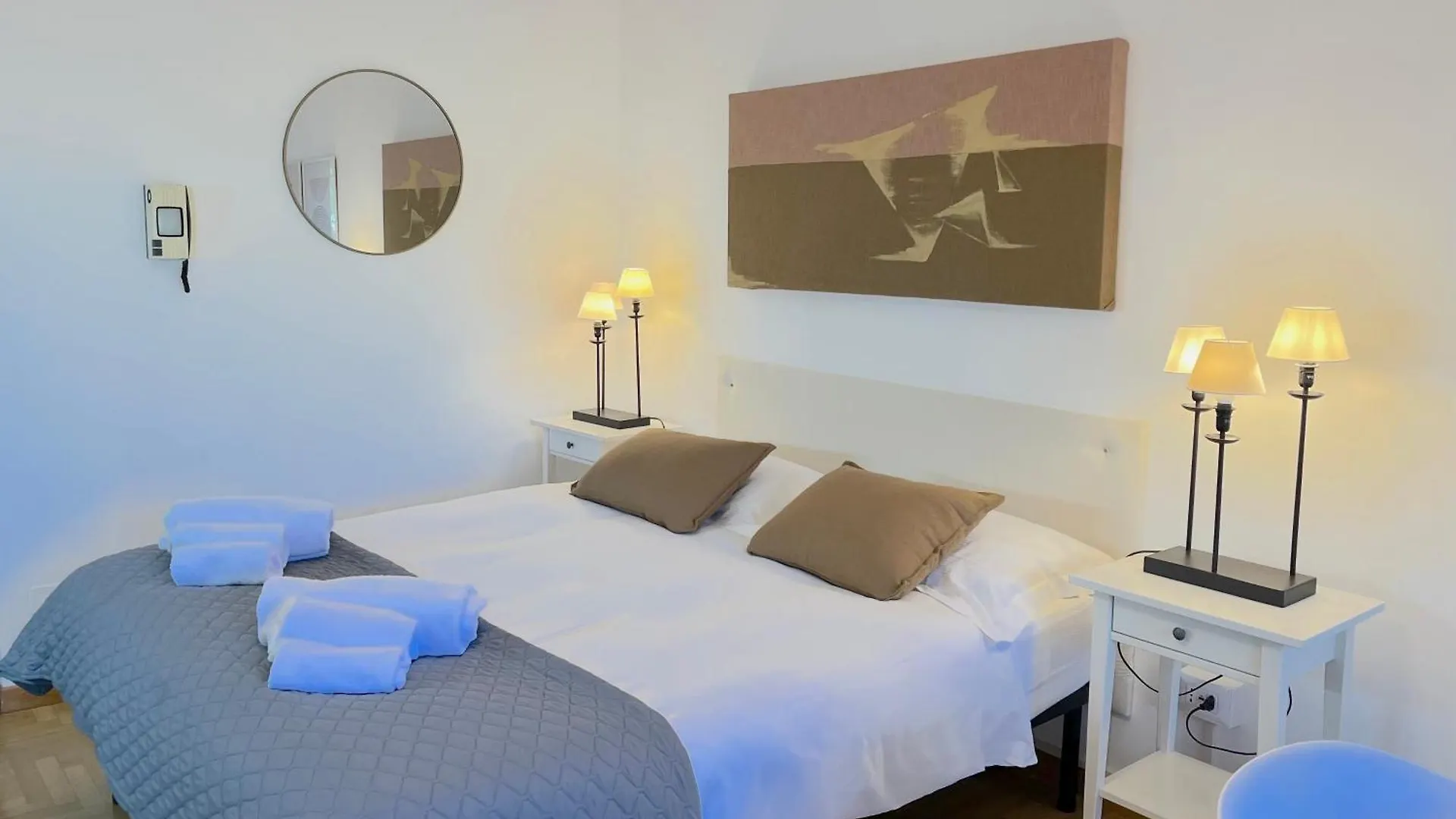 Delmirani'S Book Apartments - Vatican View Rome Italy